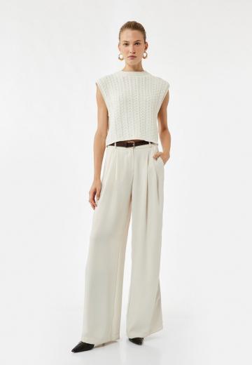 Пуловер без рукавов