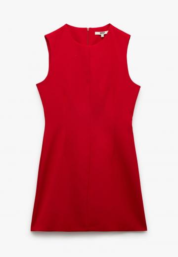 Платье футляр