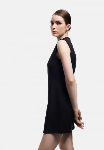 Короткое платье