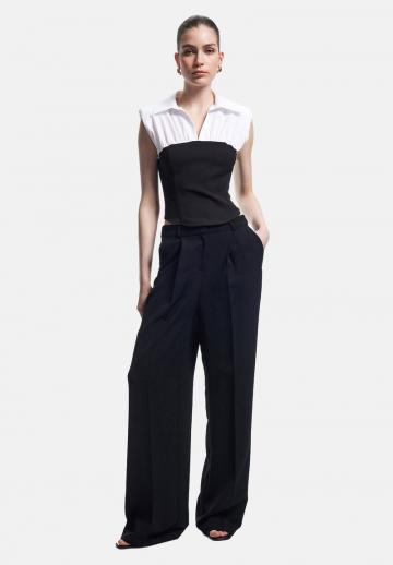 Блузка без рукавов