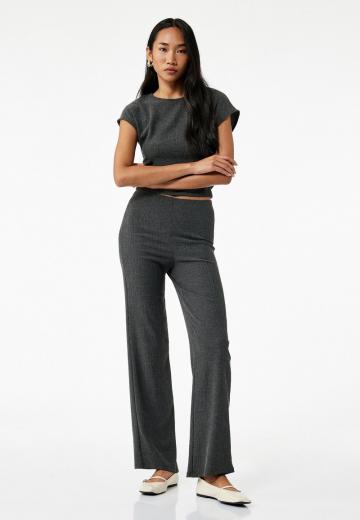 Прямые брюки