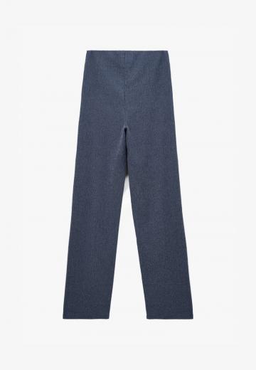 Узкие брюки