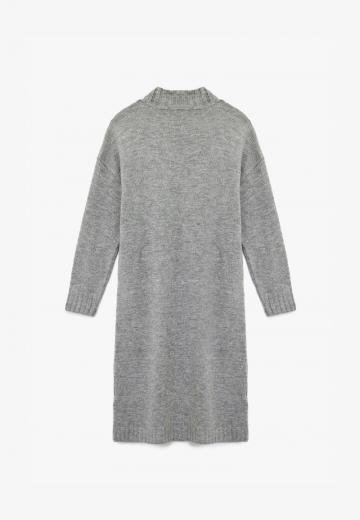 Вязаное платье