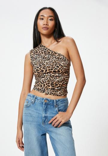 Топ на одно плечо