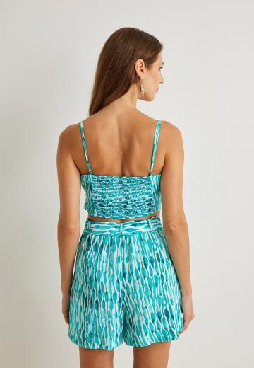 Топ на бретельках