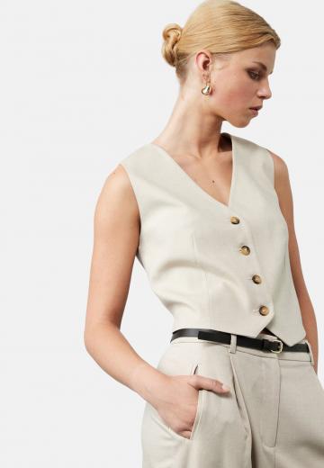 Джинсовая жилетка