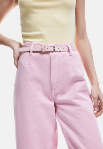 Короткие джинсы