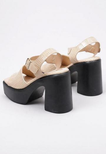 Гандбольные кроссовки