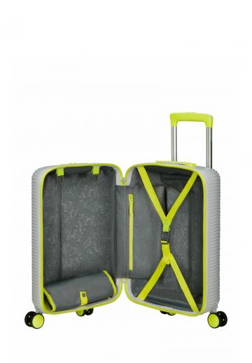 Чемодан на колесах