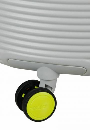 Чемодан на колесах