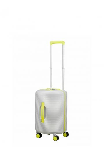 Чемодан на колесах