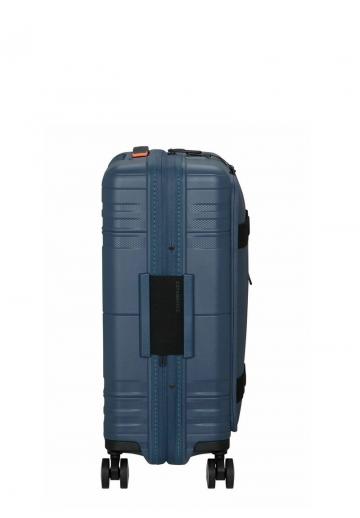 Чемодан на колесах