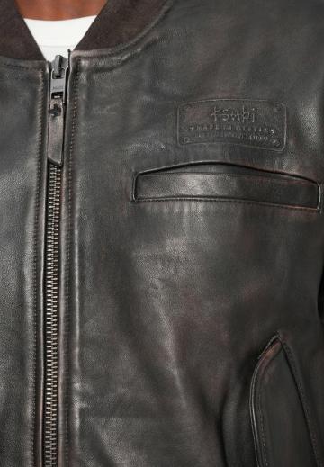 Короткая куртка