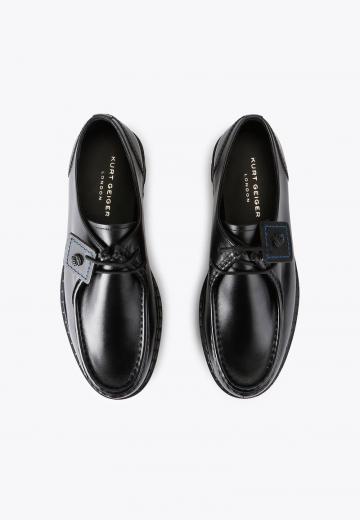 Ботинки на шнуровке