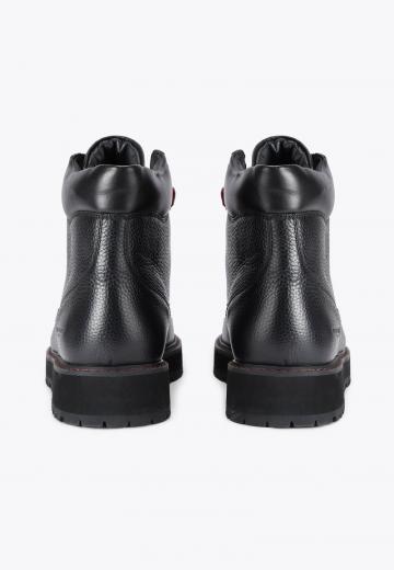 Зимние ботинки