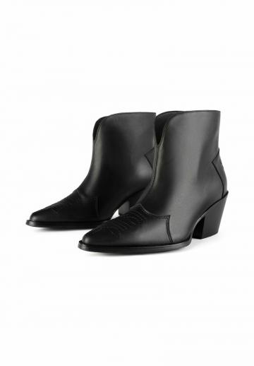 Ковбойские сапоги