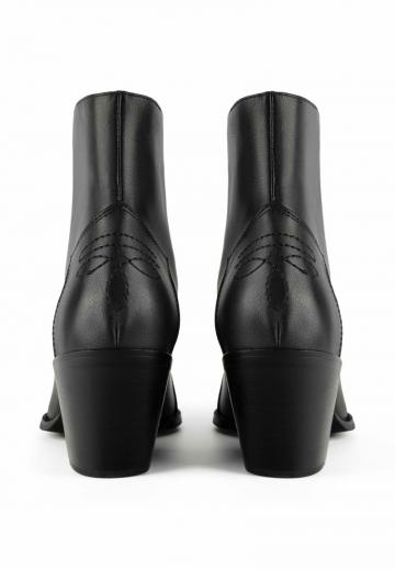 Ковбойские сапоги