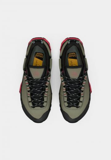 Походная обувь