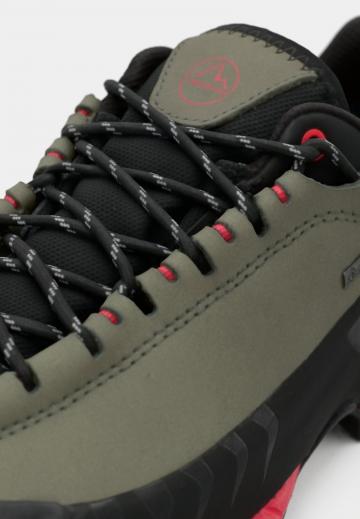 Походная обувь