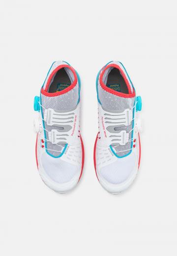 Гандбольные кроссовки