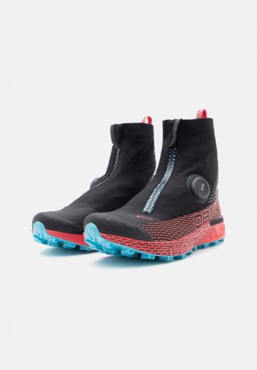 Беговые кроссовки