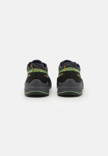 Походная обувь