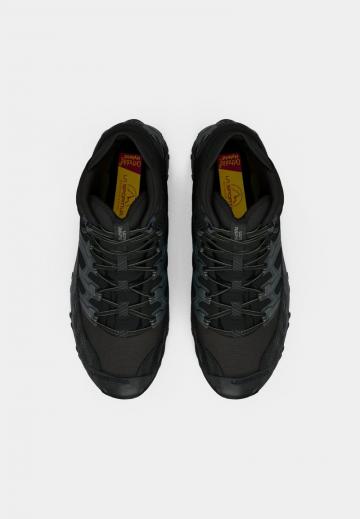 Походные ботинки