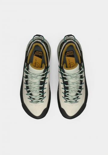 Походная обувь