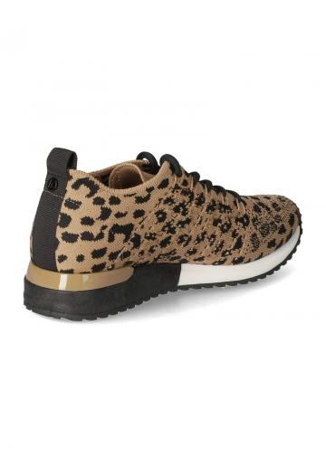 Гандбольные кроссовки