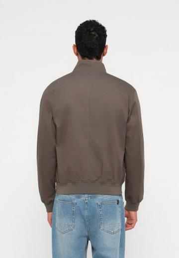 Куртка бомбер