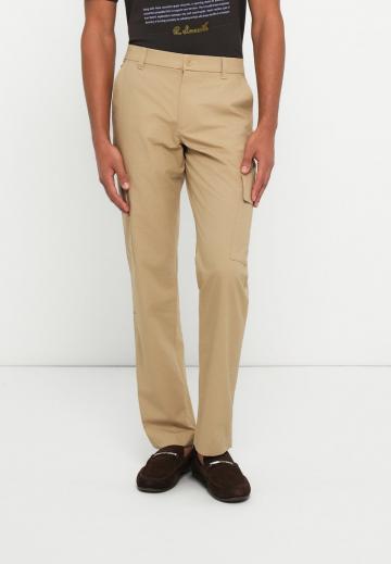 Брюки с накладными карманами