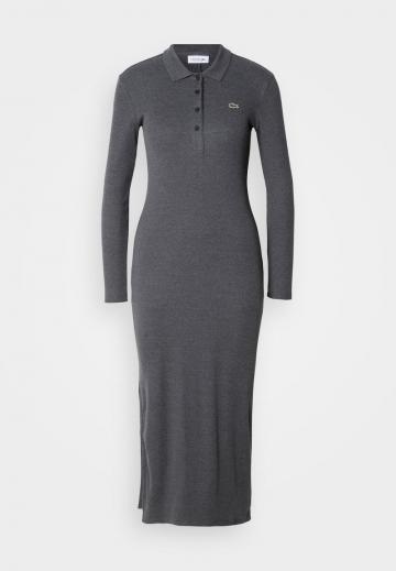 Платье футляр