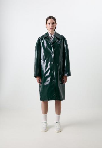 Пальто из искусственной кожи