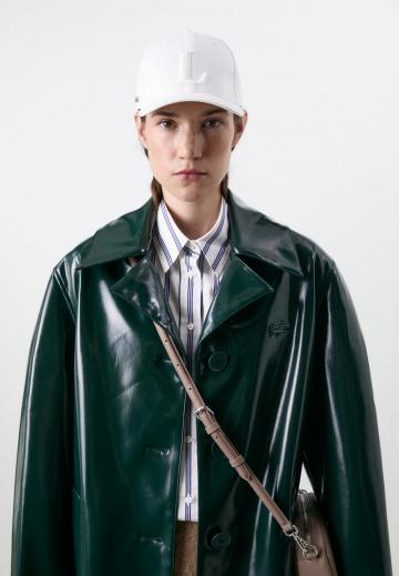 Пальто из искусственной кожи