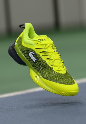 Теннисные кроссовки