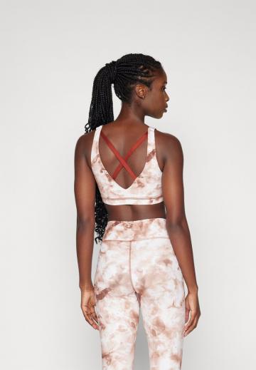 Спортивный бюстгальтер