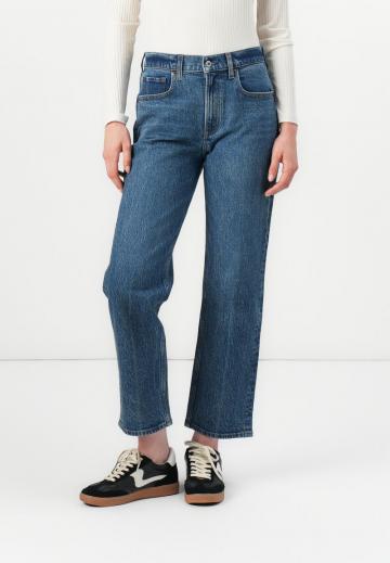 Прямые джинсы