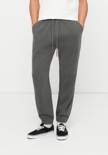 Спортивные штаны