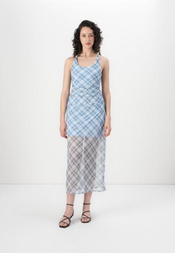 Длинное платье