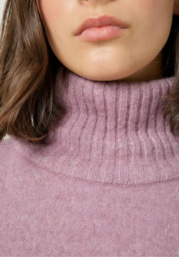 Длинный пуловер