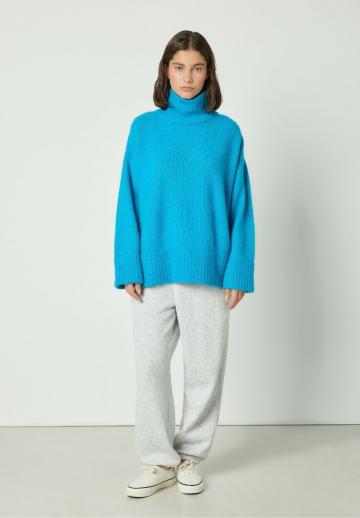 Длинный пуловер