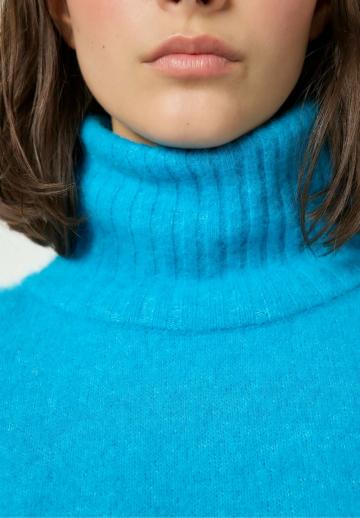 Длинный пуловер