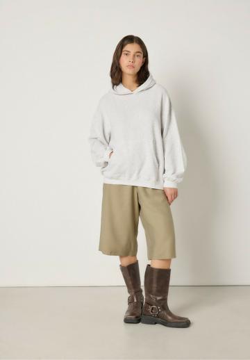 Пуловер с капюшоном