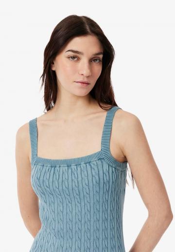 Вязаное платье