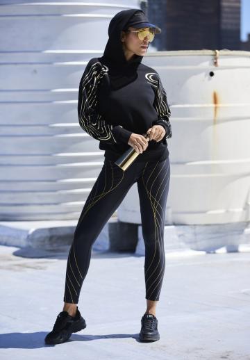 Спортивные штаны