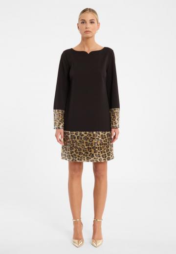 Короткое платье