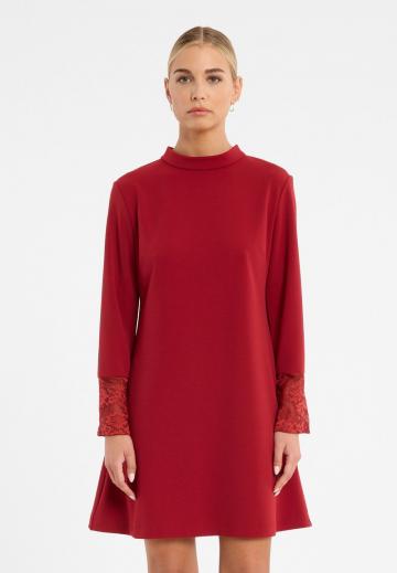 Короткое платье