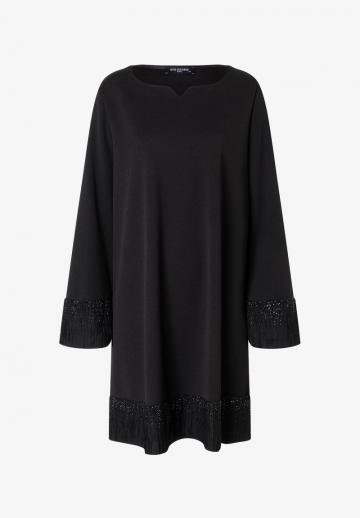 Короткое платье