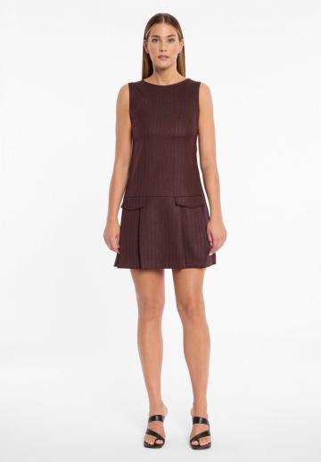 Короткое платье