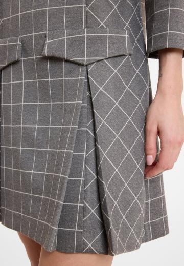 Короткое платье